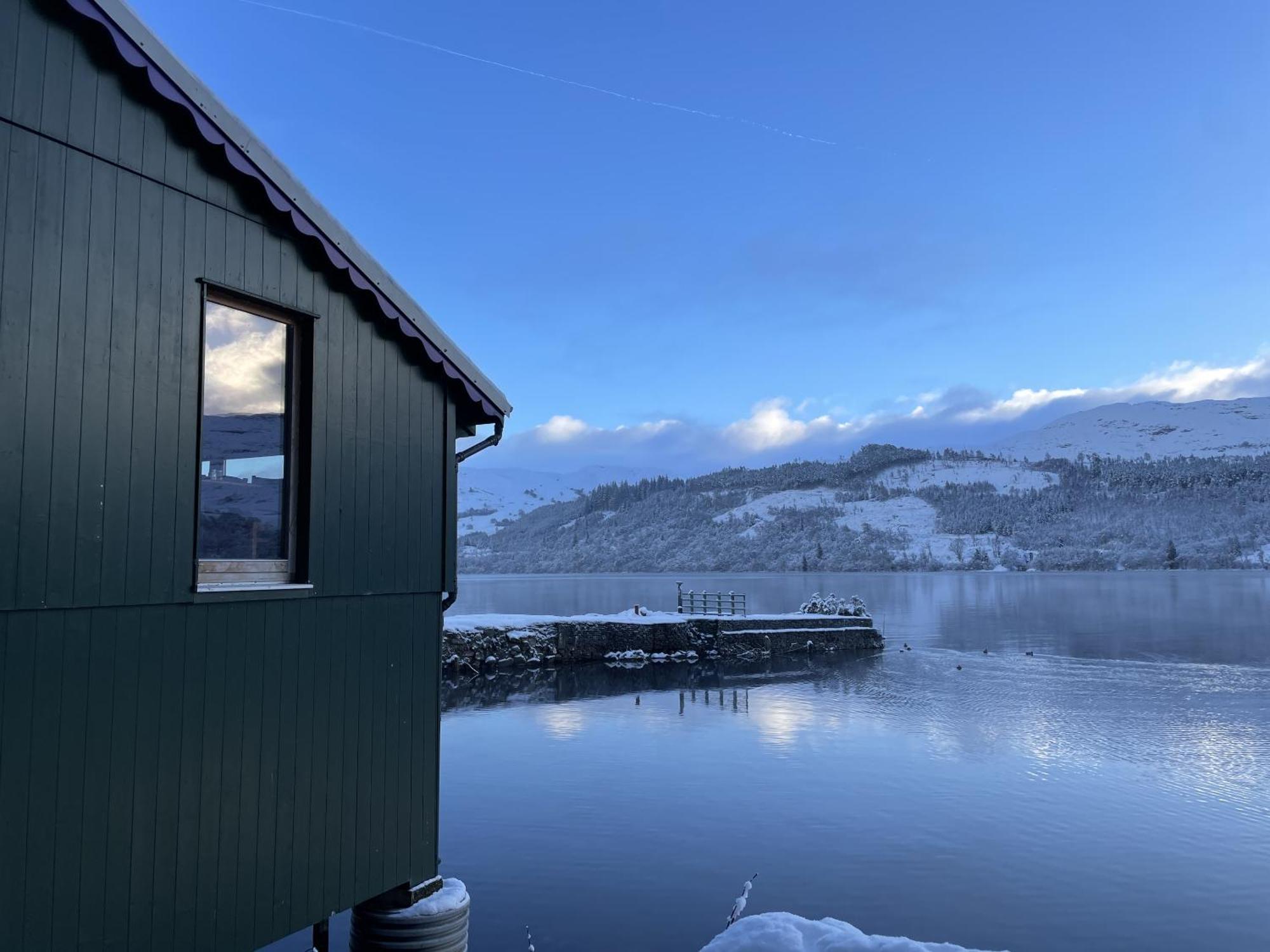 The Classrooms, Loch Ness Abbey - 142M2 Lifestyle & Heritage Apartment - Pool & Spa - The Highland Club - Resort On Lake Shores Fort Augustus Dış mekan fotoğraf