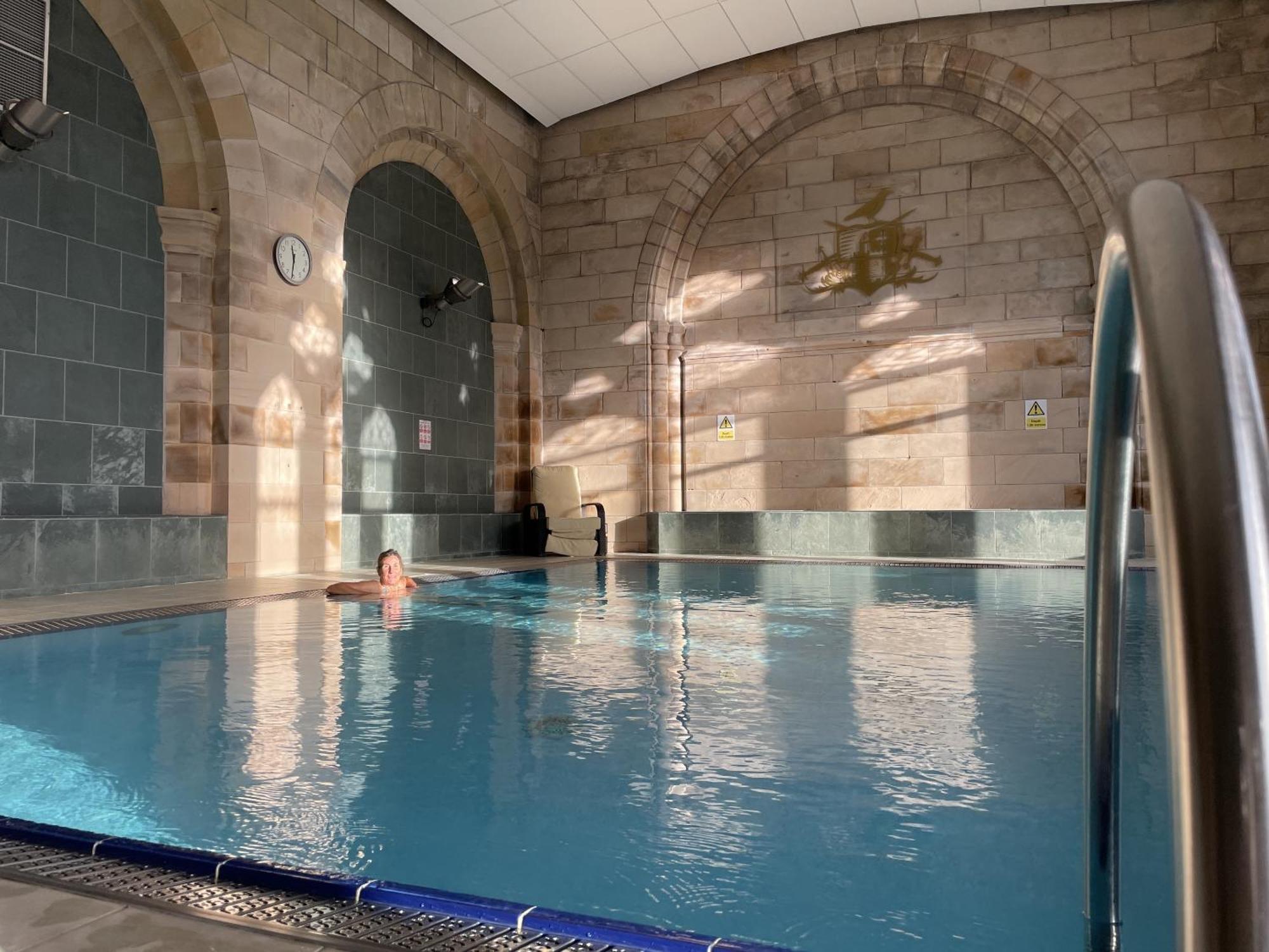 The Classrooms, Loch Ness Abbey - 142M2 Lifestyle & Heritage Apartment - Pool & Spa - The Highland Club - Resort On Lake Shores Fort Augustus Dış mekan fotoğraf